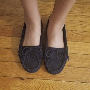 Minnetonka suede moccasin